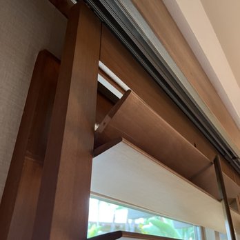 Humphreys Half Moon Inn - Broken shutter. - San Diego, CA