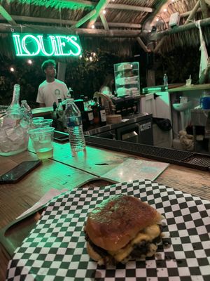 Louie's at Palm House by null