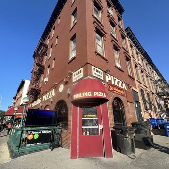 Smiling Pizza Restaurant - Smiling Pizza's corner entrance - Pizza Near Me - Brooklyn, New York Smiling Pizza Restaurant - Smiling Pizza's corner entrance - Pizza Near Me - Brooklyn, New York