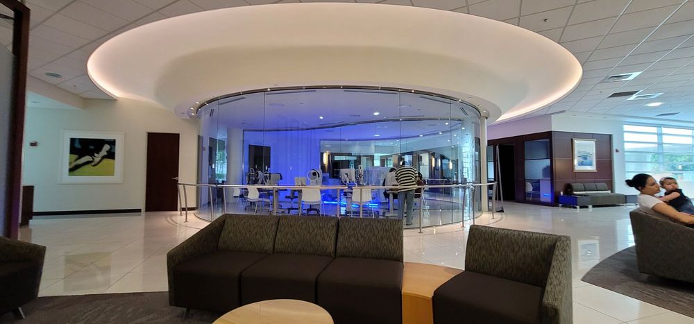 Filutowski Eye Institute - patient advocate in Mary, FL