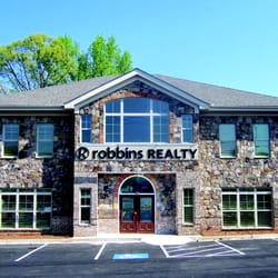 Leon and Tina Robbins - Robbins Realty - Robbins Realty