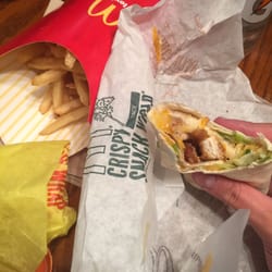 McDonald's - 2 snack wraps and fries
