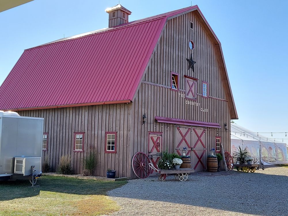 THE COUNTRY CLUB Updated September 2024 18 Photos 6161 E 850