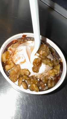 Carl's Frozen Custard by null