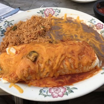 Puerto Vallarta - Chicken Burrito - Mexican Near Me - Danbury, Connecticut Puerto Vallarta - Chicken Burrito - Mexican Near Me - Danbury, Connecticut