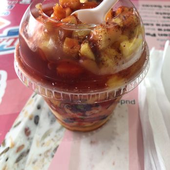 La Michoacana Premium - Mango chili sundae - Ice Cream & Frozen Yogurt Near Me - Chicago, Illinois