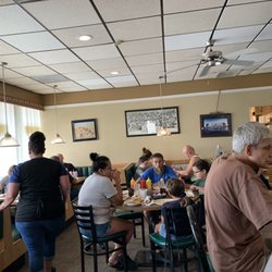 New Haven Coney Island - Dining area