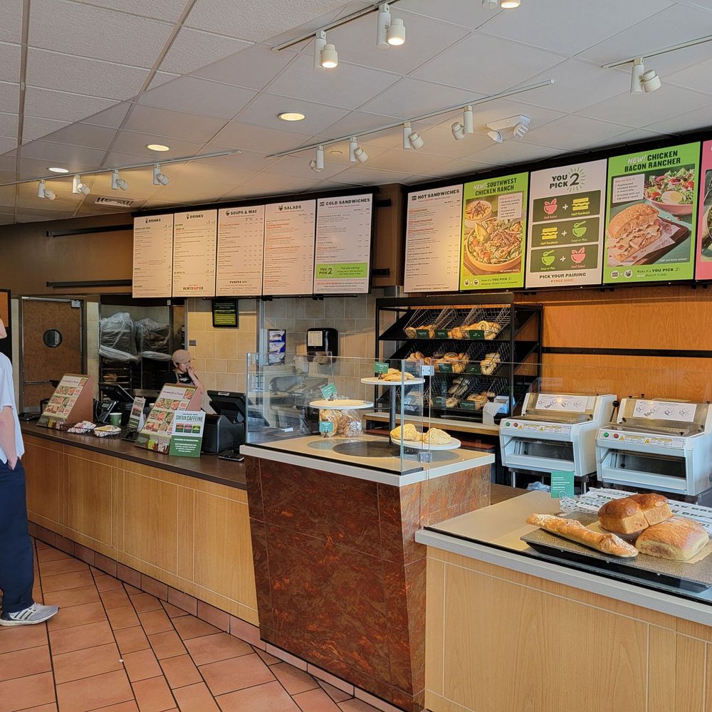 Panera Bread - Inside - Sandwiches Near Me - Syosset, New York