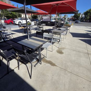 Raising Cane's Chicken Fingers - Outdoor seating - Fast Food Near Me - North Hollywood, California Raising Cane's Chicken Fingers - Outdoor seating - Fast Food Near Me - North Hollywood, California