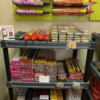 Fuse Fireworks - Roman Candles of all shots, colors and effects - Fireworks Near Me - Clarksville, Tennessee Fuse Fireworks - Roman Candles of all shots, colors and effects - Fireworks Near Me - Clarksville, Tennessee