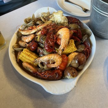 Crab Season - Dungeness, crawfish, shrimp head on, clams, potatoes, corn. 5 spice flavor fusion - Seafood Near Me - Bellevue, Washington Crab Season - Dungeness, crawfish, shrimp head on, clams, potatoes, corn. 5 spice flavor fusion - Seafood Near Me - Bellevue, Washington