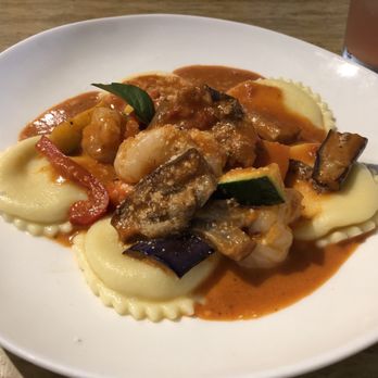 Tiny Pyramid - Lobster ravioli - Cafes Near Me - Honolulu, Hawaii