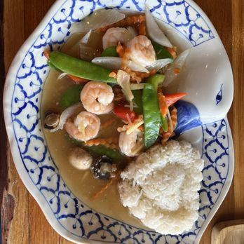 Thai Ruby - Shrimp with ginger sauce - Thai Near Me - The Villages, Florida