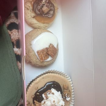 Crumbl - Union City - Mini 3-Pack $11 - Bakeries Near Me - Union City, California