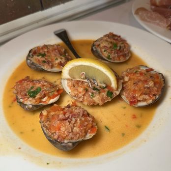 Cafe Silvium - Clams casino - Italian Near Me - Stamford, Connecticut Cafe Silvium - Clams casino - Italian Near Me - Stamford, Connecticut