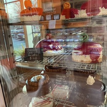 DOLCE & AMARO ARTISAN BAKERY - Cakes! - Bakeries Near Me - Greensboro, North Carolina DOLCE & AMARO ARTISAN BAKERY - Cakes! - Bakeries Near Me - Greensboro, North Carolina
