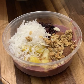 FreshFin Madison Downtown - Açaí bowl - Poke Near Me - Madison, Wisconsin FreshFin Madison Downtown - Açaí bowl - Poke Near Me - Madison, Wisconsin