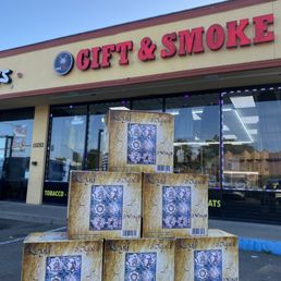 Exterior photo of Red Wolf Gift & Smoke - San Leandro, California Exterior photo of Red Wolf Gift & Smoke - San Leandro, California