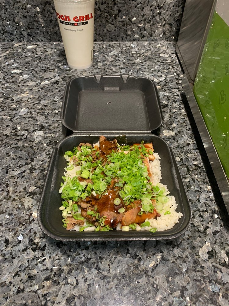 YOGIS GRILL Updated October 2024 53 Photos & 110 Reviews 211 N