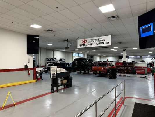 WESTBURY TOYOTA - Updated August 2025 - 130 Photos & 390 Reviews - 1121 ...