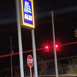 ALDI - Signage by the road