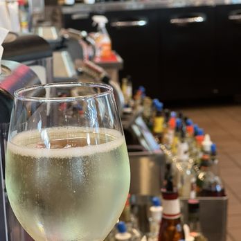Dugan's Sports Grill - Sparkling wine - Sports Bars Near Me - Tucker, Georgia