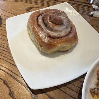 Cafe Homestead - Cinnamon roll - American Near Me - Waco, Texas Cafe Homestead - Cinnamon roll - American Near Me - Waco, Texas