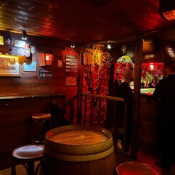 Barberousse Paris - Cocktail Bars Near Me - Paris, 75