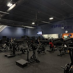 Crunch Fitness - Waukesha