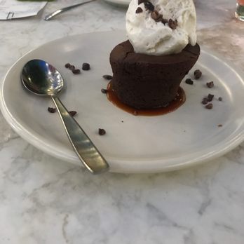 True Food Kitchen - Check out this delicious little morsel! Flourless chocolate cake! - Vegetarian Near Me - Pasadena, California True Food Kitchen - Check out this delicious little morsel! Flourless chocolate cake! - Vegetarian Near Me - Pasadena, California