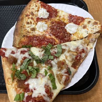 Krispy Pizza  - Pizza Near Me - Brooklyn, New York