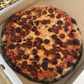 Pizza Lobo - Charred pizza - Pizza Near Me - Chicago, Illinois Pizza Lobo - Charred pizza - Pizza Near Me - Chicago, Illinois