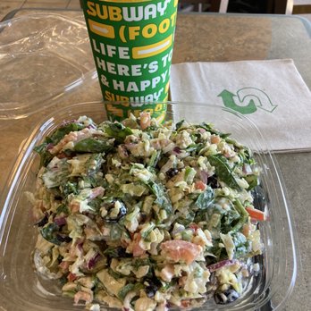 Subway - Chicken breast salad with Caesar dressing - Sandwiches Near Me - Ctr Lebanon, Kentucky