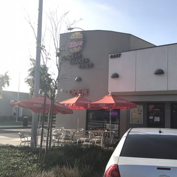 Corner Burger - Outside Corner Burger (it's on the corner of 147th st 1 block west of hawthorne Blvd) - Burgers Near Me - Lawndale, California Corner Burger - Outside Corner Burger (it's on the corner of 147th st 1 block west of hawthorne Blvd) - Burgers Near Me - Lawndale, California
