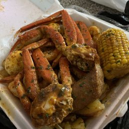 Crab and Snow Krab & Shrimp Platter Crab and Snow Krab & Shrimp Platter