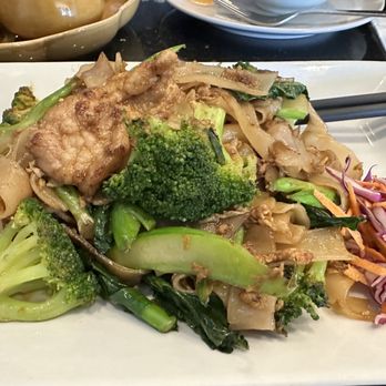 Urban Thai Kitchen - Pad see ewe pork - Thai Near Me - Katy, Texas