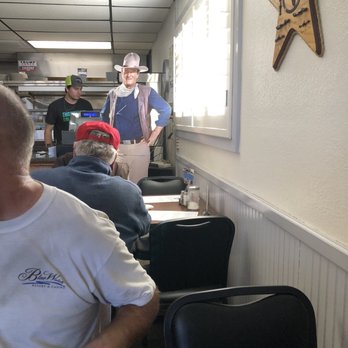 Hickory Inn Cafe - Cafes Near Me - Vega, Texas Hickory Inn Cafe - Cafes Near Me - Vega, Texas