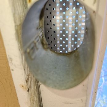 Rocky Mountain Window and Gutter Cleaning - Bottom view of Gutter RX cover the best for Colorado. 2020 - Window Washing Near Me Rocky Mountain Window and Gutter Cleaning - Bottom view of Gutter RX cover the best for Colorado. 2020 - Window Washing Near Me