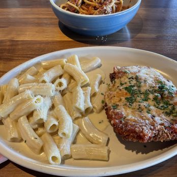 North Italia - Chicken Parmesan - Italian Near Me - Tempe, Arizona