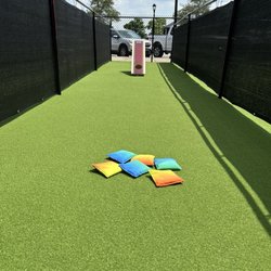 Trick Shot X - Inverted skinny corn hole trick shot
