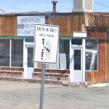 Burger Barn - Burgers Near Me - Bridgeport, California