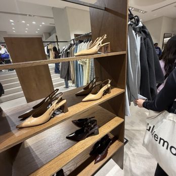 Zara - Women's Clothing Near Me - Boston, Massachusetts