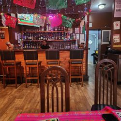 Avocados Mexican Grill - Bar area