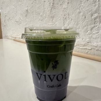 Vivot Craft Cafe - Blueberry matcha - Bubble Tea Near Me - Fullerton, California
