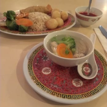 Mai Phuong Restaurant - dinner for 1 special - Vietnamese Near Me - Regina, Saskatchewan Mai Phuong Restaurant - dinner for 1 special - Vietnamese Near Me - Regina, Saskatchewan