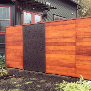 Cascade Fence & Deck - Recent install of privacy fence in North Portland - Fences & Gates Near Me - Vancouver, Washington