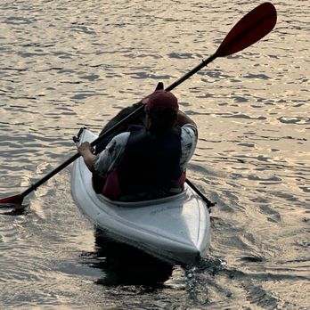 Seward Park - Dogs and kayaks - Hiking Near Me - Seattle, Washington