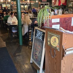 Cafe Bruges - Very busy