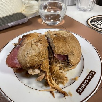 Casa Guedes - Pork and sausage sandwich - Portuguese Near Me - Porto, 13 Casa Guedes - Pork and sausage sandwich - Portuguese Near Me - Porto, 13
