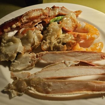 Genting Palace - Snow crab, lobster stir fried and shrimp. - Cantonese Near Me - Las Vegas, Nevada Genting Palace - Snow crab, lobster stir fried and shrimp. - Cantonese Near Me - Las Vegas, Nevada